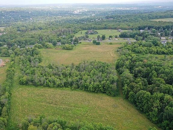 4th image of Chapman Rd