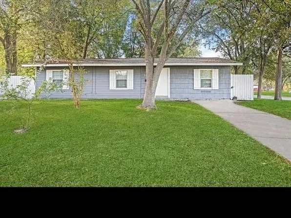 5702 Westover St, Houston, TX 77033