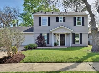 10528 School House Ln, Austin, TX 78750