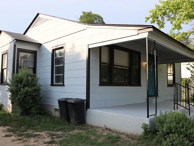 203 Brooks Ave — Photo 15