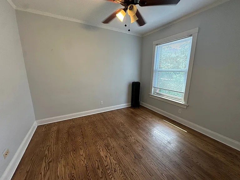 1377 W Greenleaf Ave #3S — Photo 15