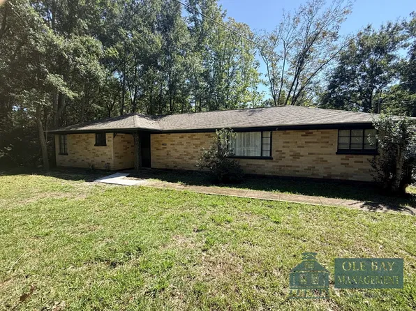 2301 S Hillwood Dr, Mobile, AL 36605