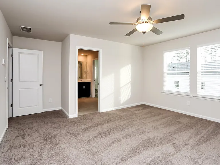 1157 Sunny Lake Dr — Photo 9