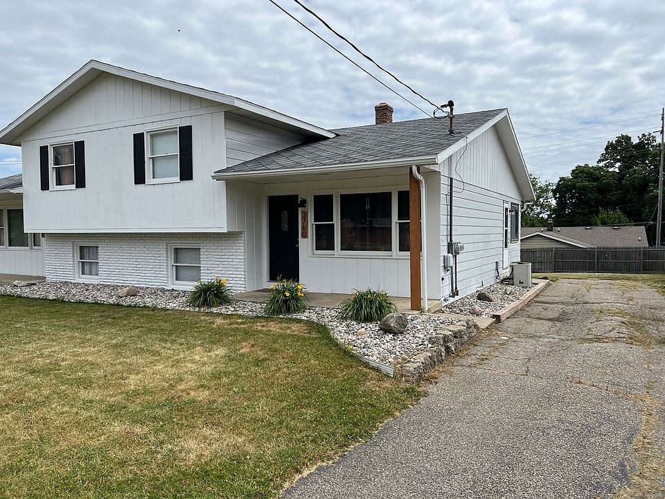 1st image of 3760 Newcastle Dr SE