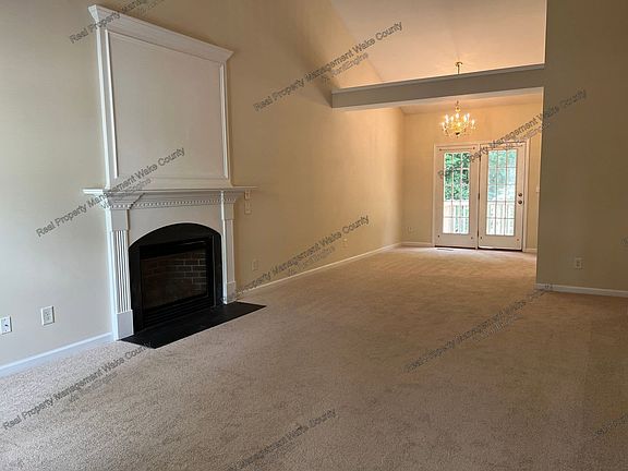 4th image of 2516 Farlow Gap Ln