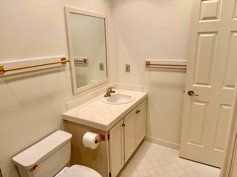 1008 Poly Dr #B1 — Photo 30