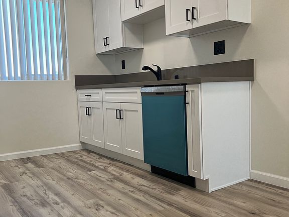 2nd image of 5430 Corteen Pl APT 19