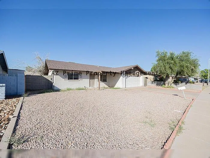 1234 W Palomino Dr