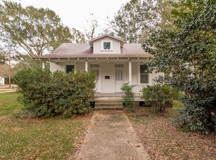 303 S Laurel St, Amite, LA 70422