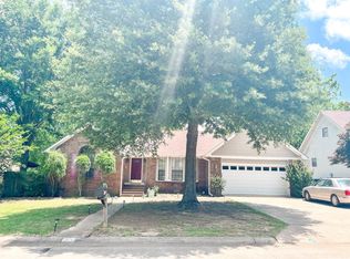 106 Live Oak Dr, Searcy, AR 72143
