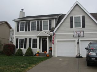 11308 N Summit St, Kansas City, MO 64155