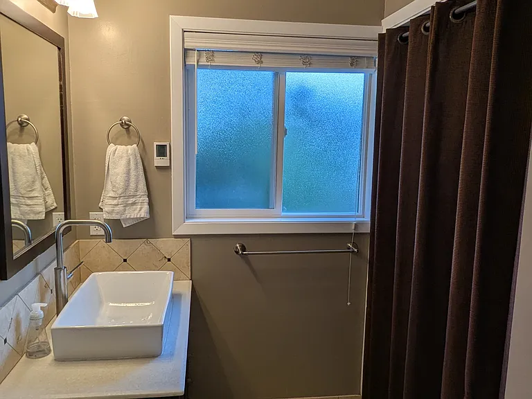 913 Pleasant Hill Rd — Photo 17
