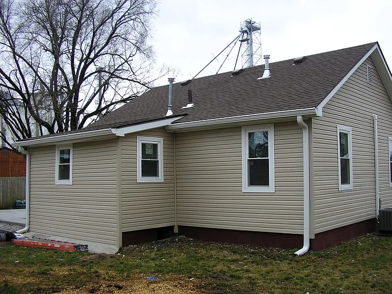402 N Railroad St — Photo 7