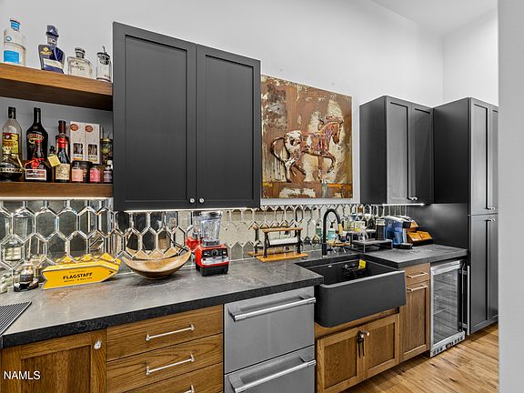 5th image of 3468 S Del Mar Ct
