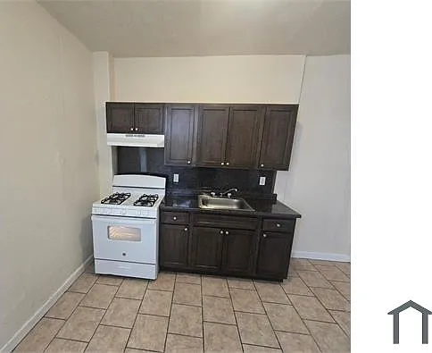 706 W Rockland St — Photo 3