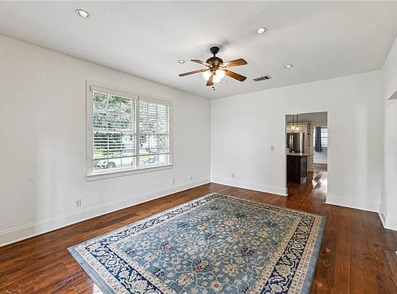 2nd image of 7051 Wuerpel St