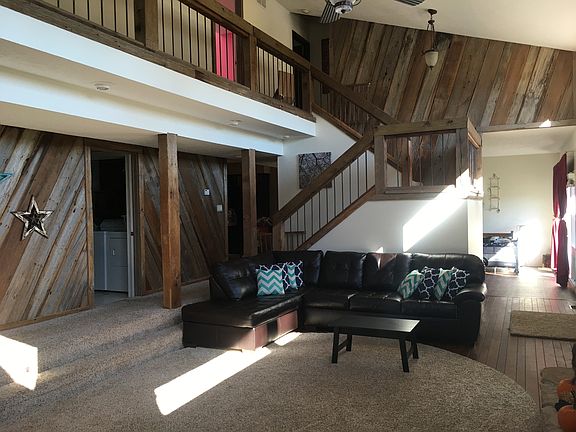 Spacious Living Room