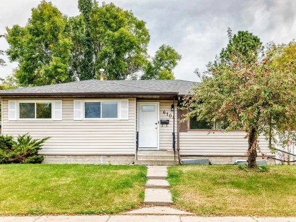 6104 149th Ave NW, Edmonton, AB T5A 1V8