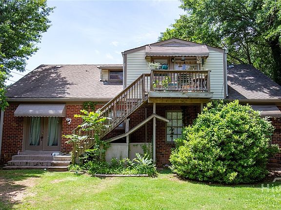 2nd image of 695 King Avenue