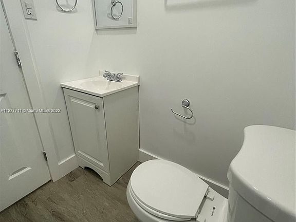 5th image of 110 NW 9th Ave #11