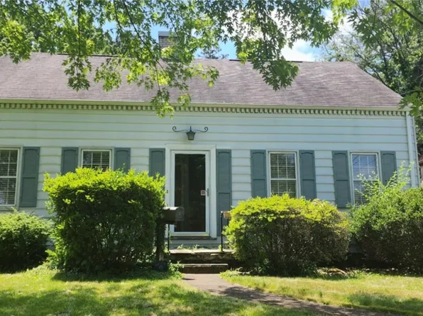 69 Princeton Ave, Uniontown, PA 15401