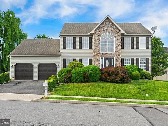 2nd image of 12 Prospect Dr