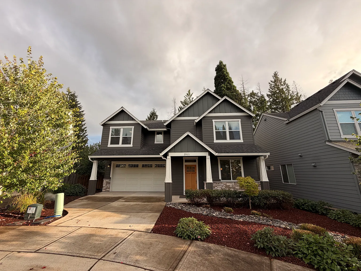 3 bed, 2.5 bath, 1652 sqft, $2,975 — Photo 1