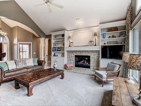 4th image of 4203 Westridge Dr