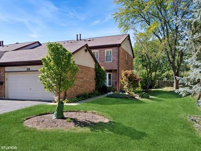 1586 N Windsor Dr, Arlington Heights, IL, 60004
