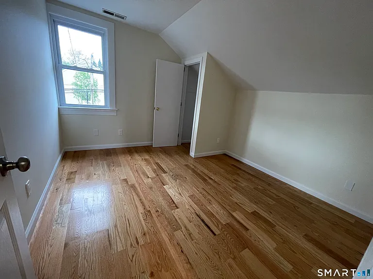 510 W Main St — Photo 6