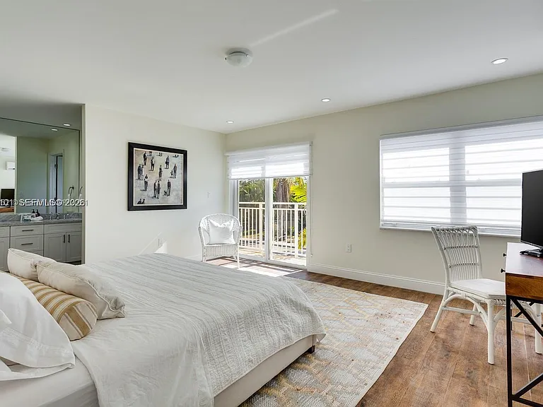 6260 SW 58th Pl — Photo 8