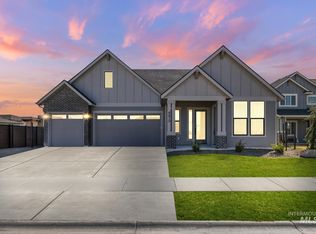 7856 W Flathead Lake St, Eagle, ID 83616