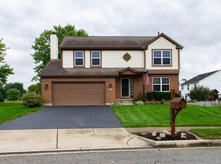 604 Manchester Cir N, Pickerington, OH 43147