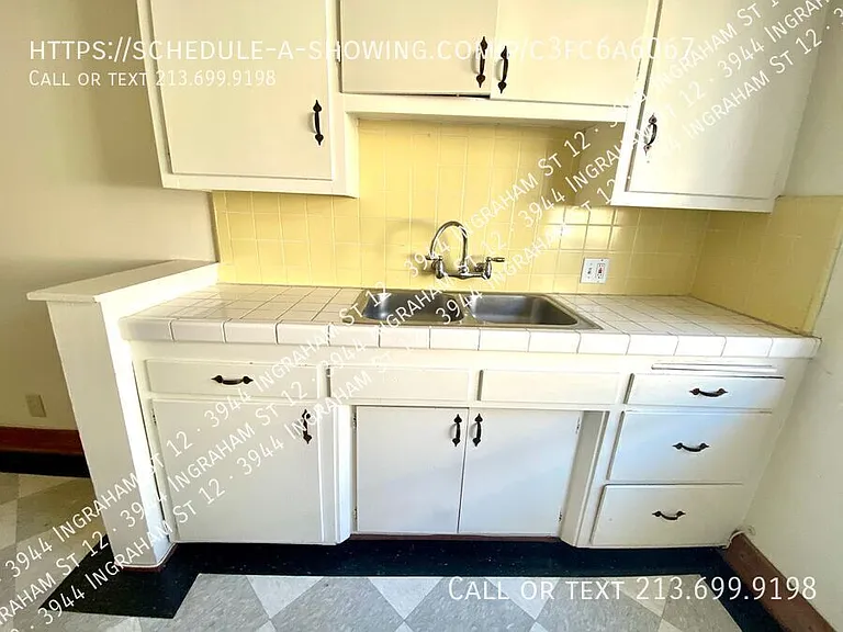 3944 Ingraham St #12 — Photo 15