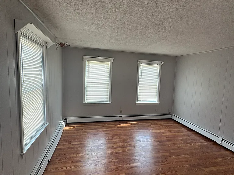 19 Merrick St #2 — Photo 17