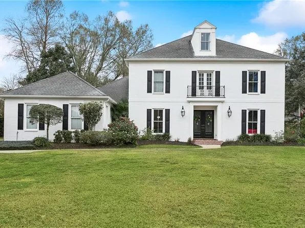 21 English Turn Dr, New Orleans, LA 70131