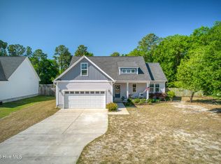 2520 Sloop Point Rd, Hampstead, NC 28443