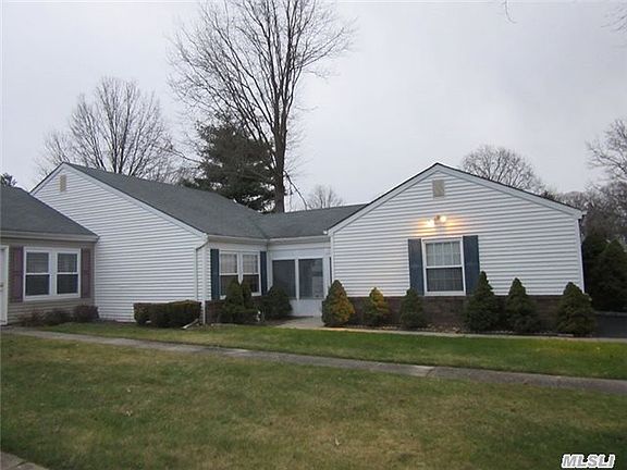 2nd image of 38 Freemont Ln