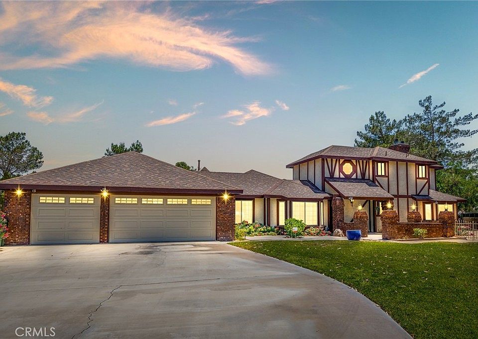 1st image of 14899 Green Briar Dr