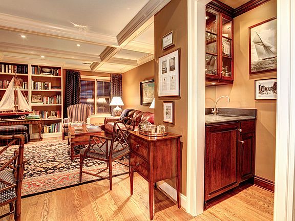 Custom Wet Bar