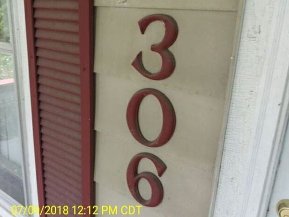 5th image of 306 Hall St