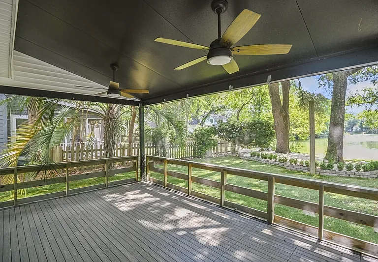 1382 Center Lake Dr — Photo 5