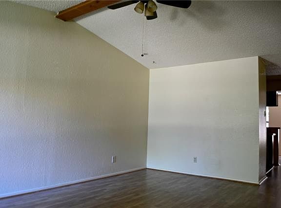 3rd image of 5005 Maryanna Way