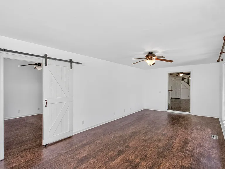 3008 Lakeshore Dr — Photo 22
