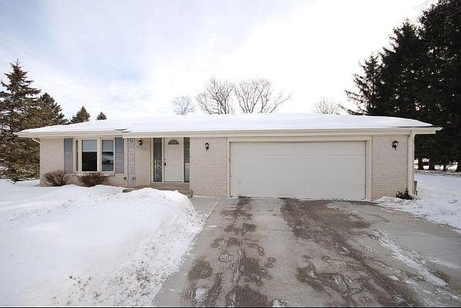 1st image of W225N176 Lexington Dr