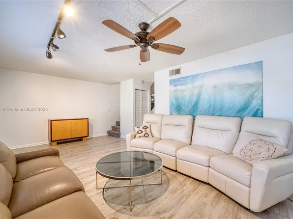 7175 Nova Dr APT 301, Fort Lauderdale, FL 33317