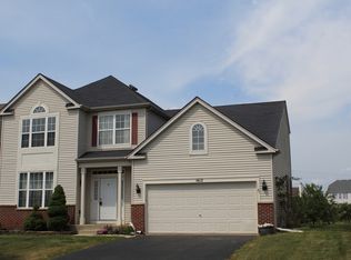 1612 Aster Dr, Romeoville, IL 60446