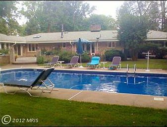 4th image of 5714 River Dr