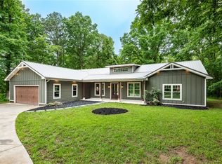 440 Shiloh Vw, Ball Ground, GA 30107