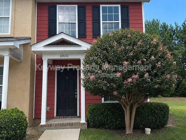 1002 Micah Trce — Photo 1
